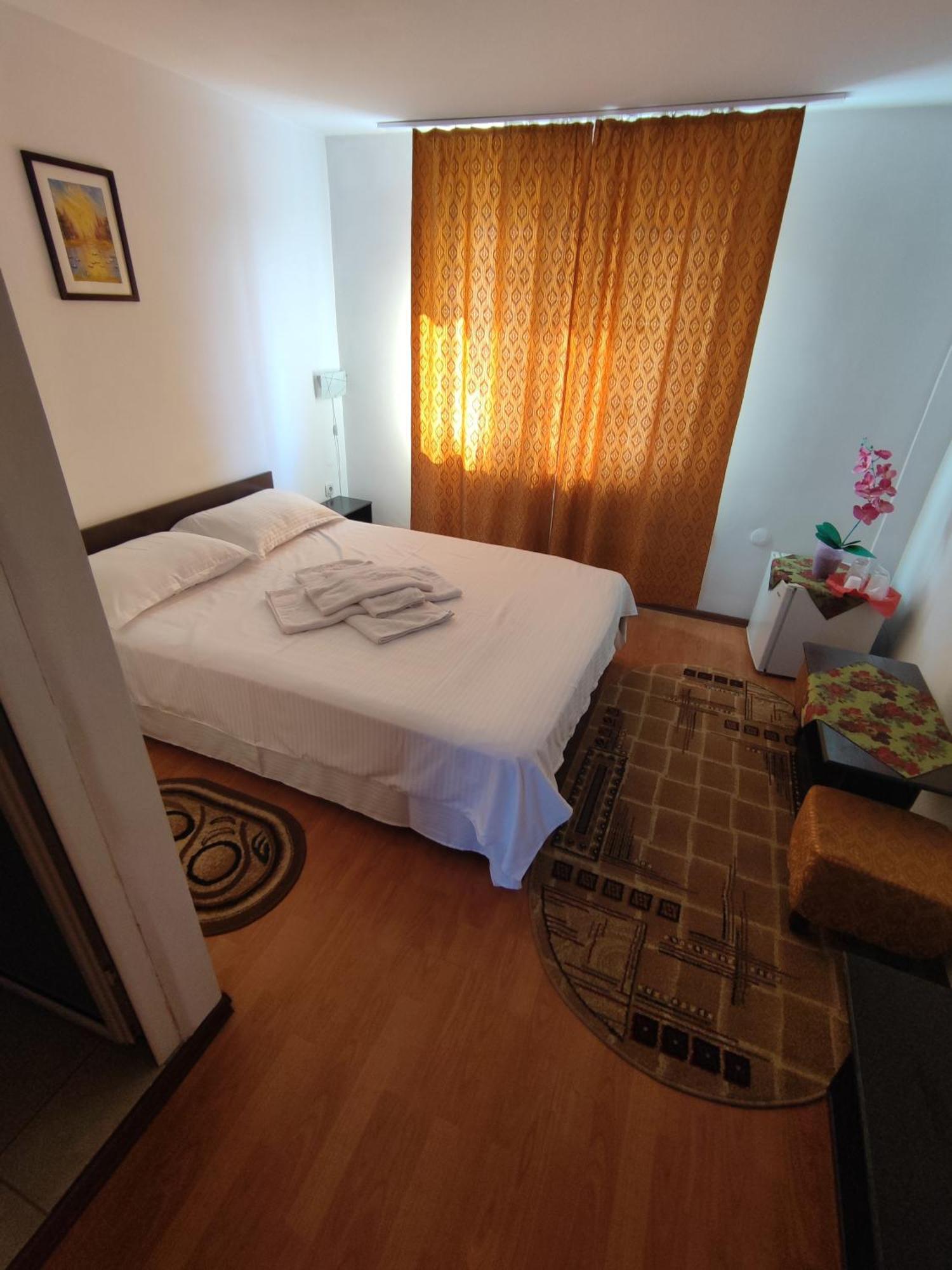 Camere De Inchiriat Edelweiss Dumbrava Roşie Dış mekan fotoğraf